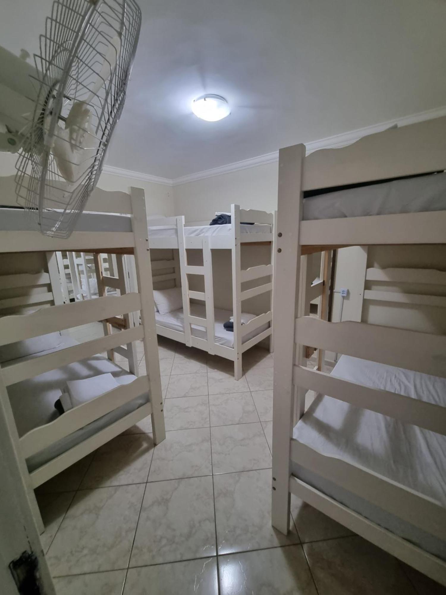 Zenit Hostel Da Cris Cabo Frio Dış mekan fotoğraf